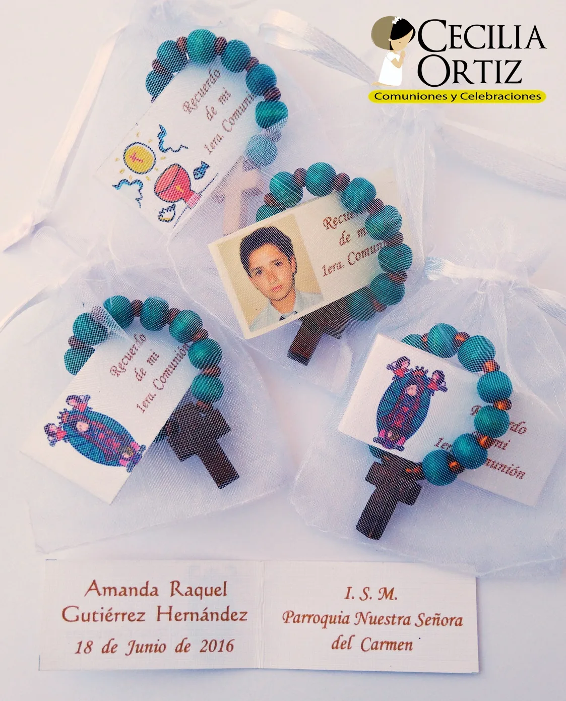 Denarios madera, Cruz café y cuentas calipso (Valor por docena)